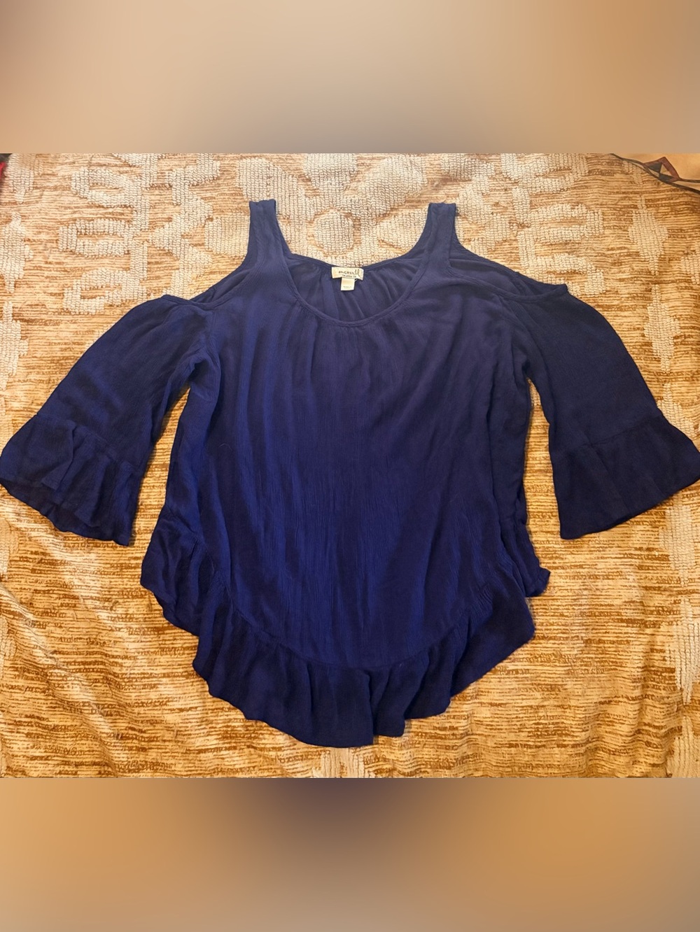 One World Cold-Shoulder Flared Sleeves Women's Top in Royal Blue Sz L